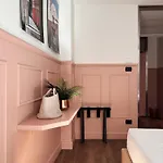 Petronio - By Residences アパート ボローニャ