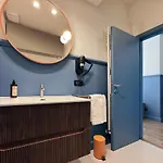 Petronio - By Residences Apartament *