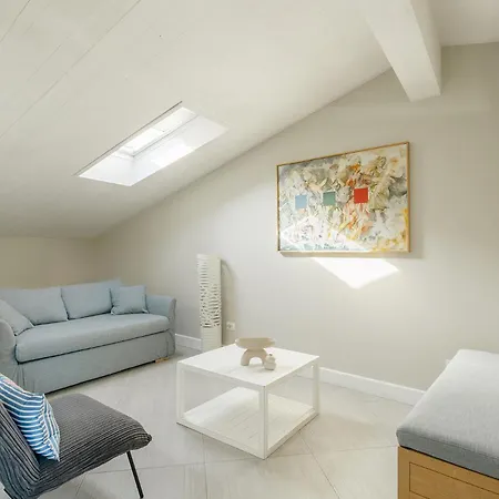 Petronio - By Residences *