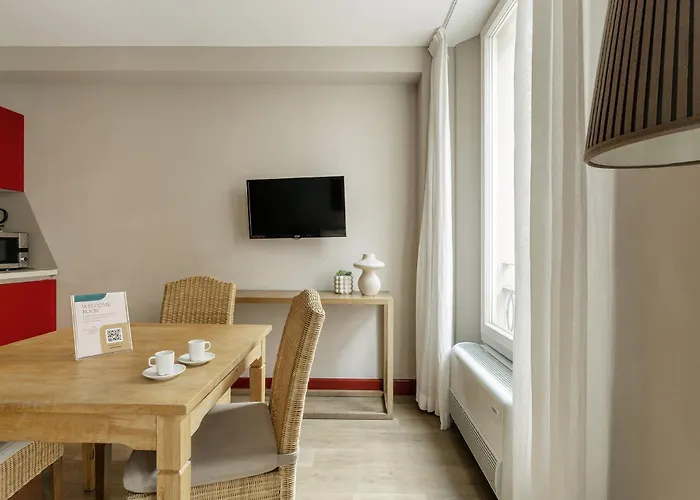 Petronio - By Residences Apartment